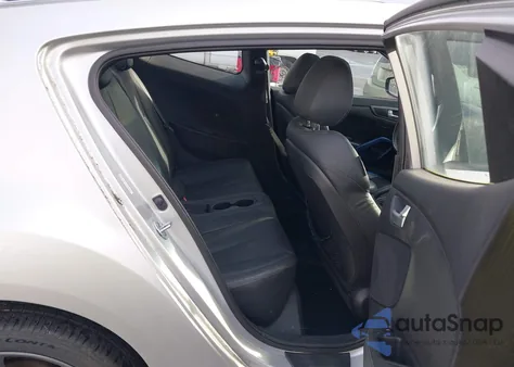 2013 Hyundai Veloster Turbo W/Blue z USA, uszkodzony, nr VIN KMHTC6AE5DU105368